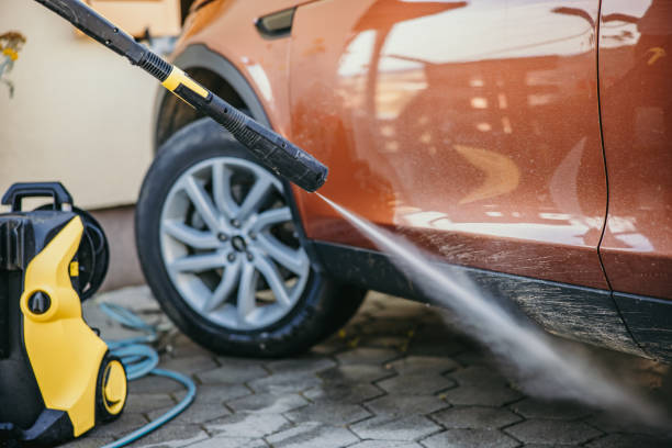 Best Commercial Pressure Washing  in Ludington, MI